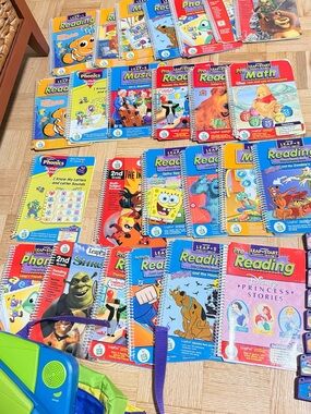 VINTAGE 1999-2002 LeapFrog LeapPad MEGA BUNDLE - 2 Units, 25+ Books & Cartridges